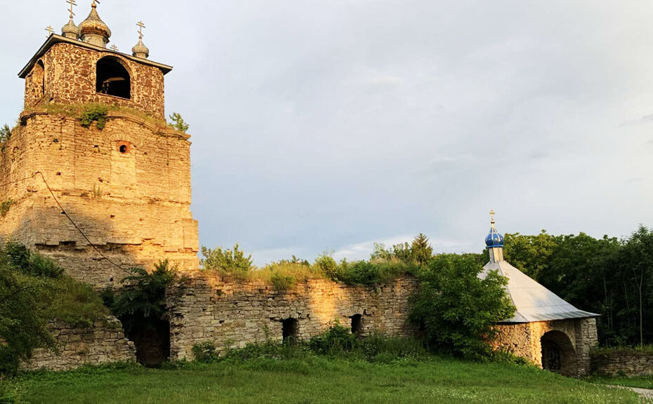 Свято-Троїцький монастир Сатанів
